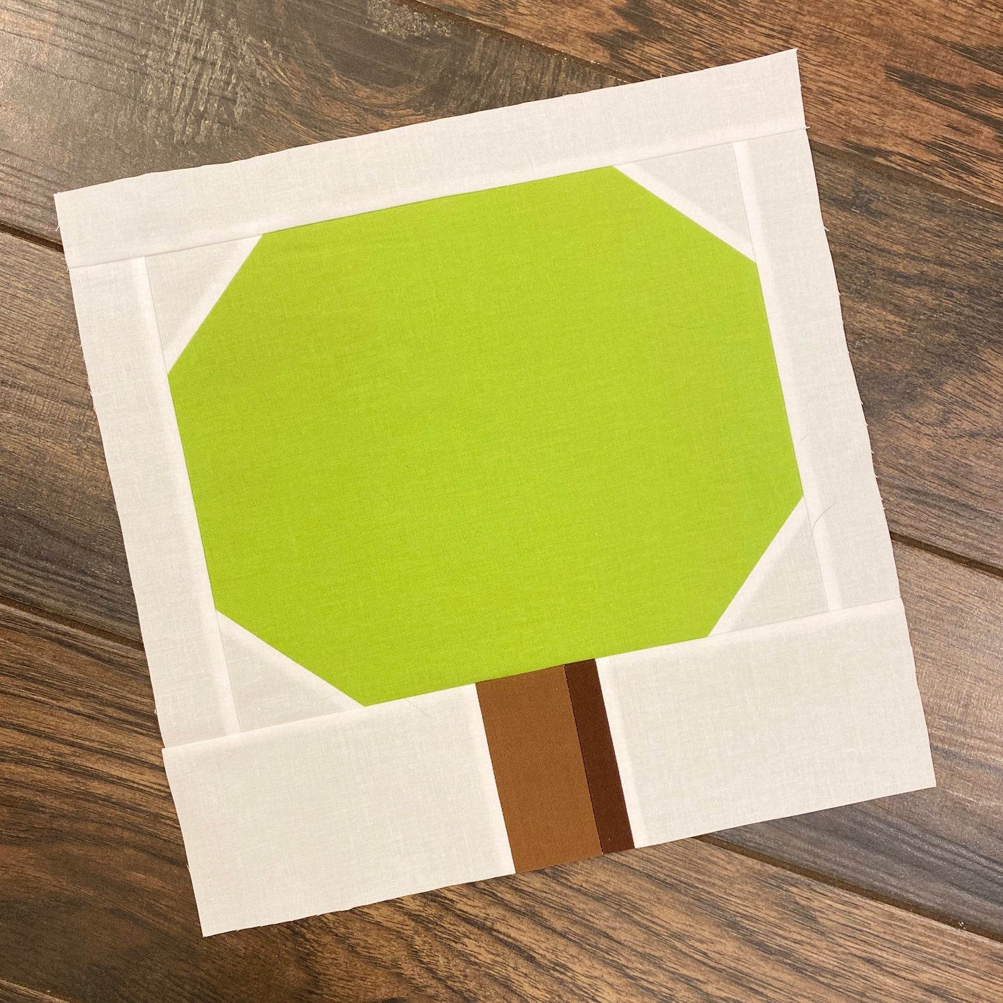 Simple Tree Quilt Block Pattern (PDF)