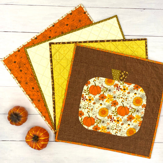 Give Thanks Retro Pumpkin Placemats